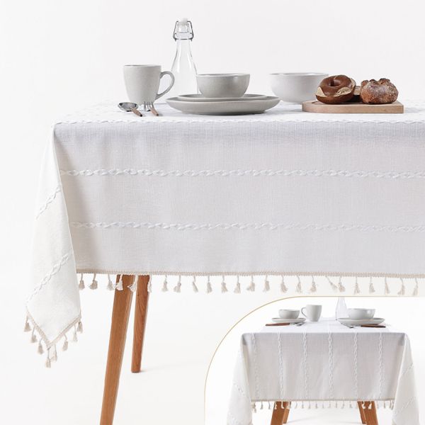 Скатерть EASY CARE 140x180см, белая с кисточкой