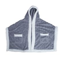 Pleed kapuutsiga MONNA_hall