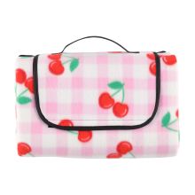 Piknikutekk 4Living MON CHERRY 130x150cm, heleroosa/kirsid