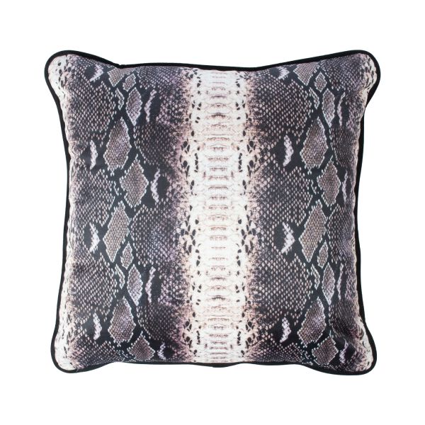 Подушка BLACK HOLLY 45x45см, змеиный узор на черном фоне