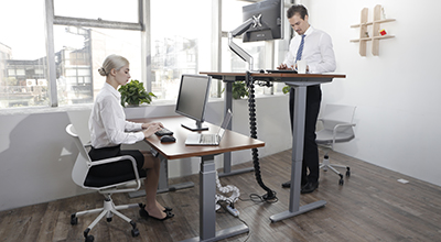 Parimad ergonoomilised lauad ja miks valida ergonoomiline töölaud